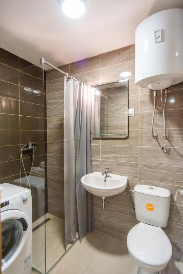 Sunny Hill Suite Ljubovic Ποντγορίτσα Εξωτερικό φωτογραφία